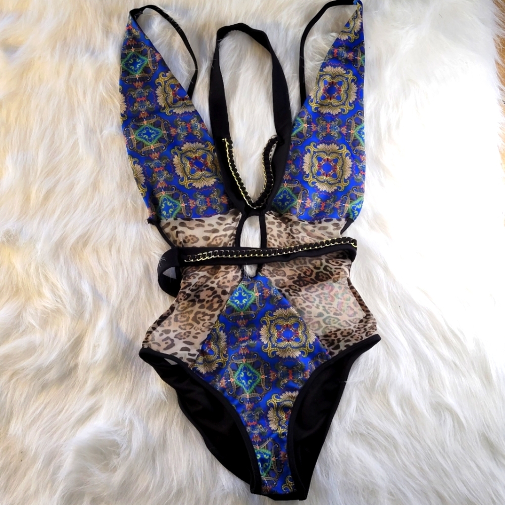 Unique & Sexy One Piece 🩱
